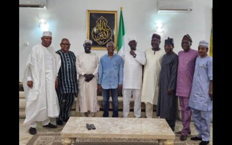 El-Rufai Holds Meeting With Teslim Folarin And Others