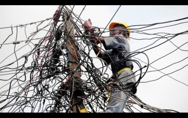 Disconnections: Ministers, Top Officials Abandon Offices, Work From Home