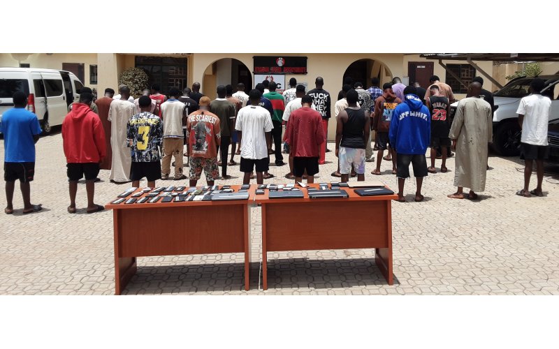 EFCC Arrests 40 Suspected Internet Fraudsters in Nassarawa  