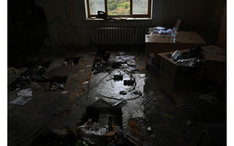 Russia Strikes Ukrainian Government Building in Kyiv With Iskander Missile