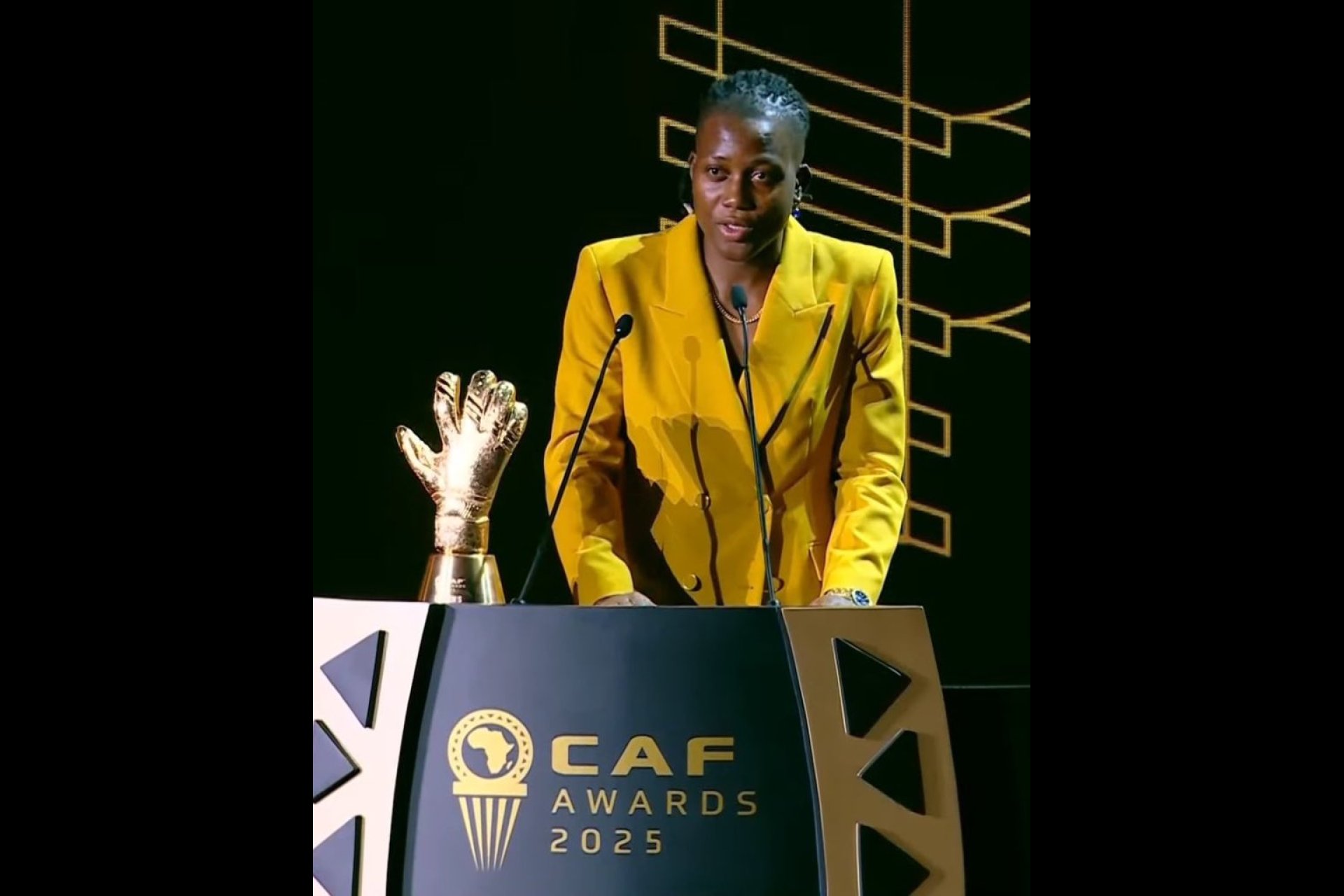 Chiamaka Nnadozie Wins 2025 Women’s Goalkeeper of the Year — Third Time in a Row