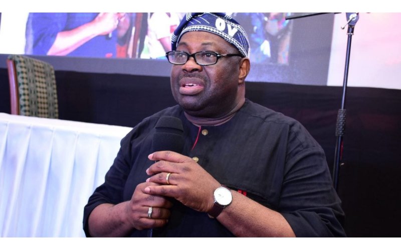 NewsPeter Obi, other politicians afraid of Tinubu, only Atiku can face him – Dele Momodu