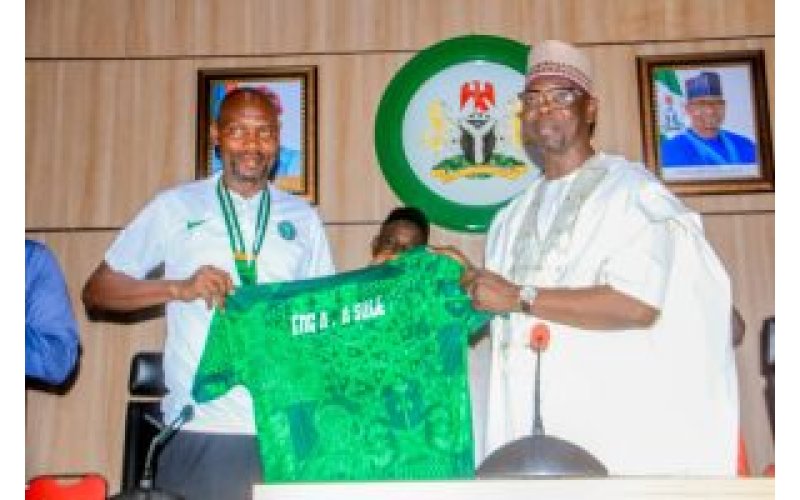 AFCON:Nasarawa Governor Hosts Super Eagles Goalkeepers Trainer