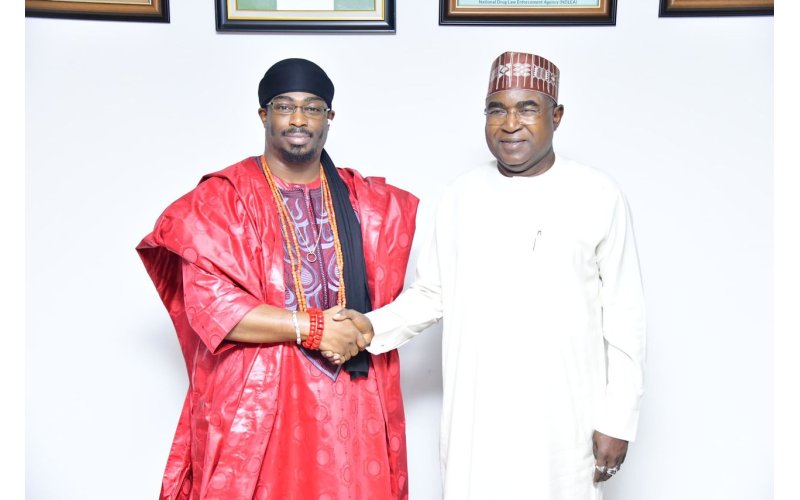 Delta monarch, Dein of Agbor, meets Marwa, warns drug dealers to flee his kingdom
