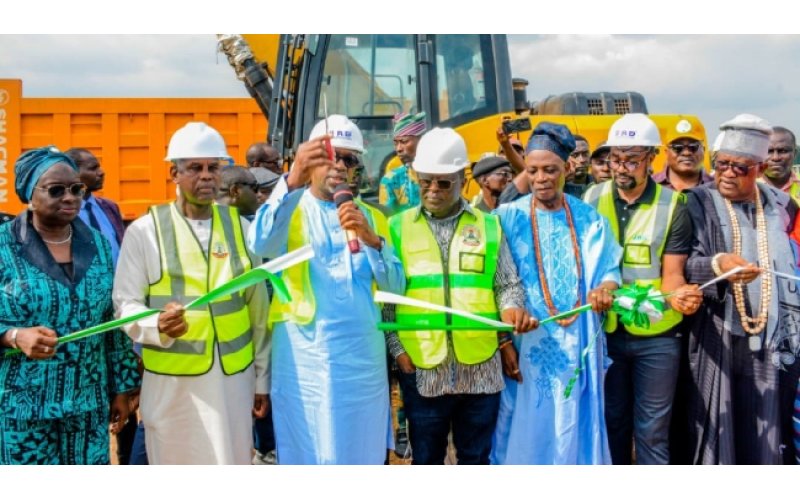 FG Flags Off Reconstruction, Dualisation of 56.5km Ibadan–Ijebu-Ode Road