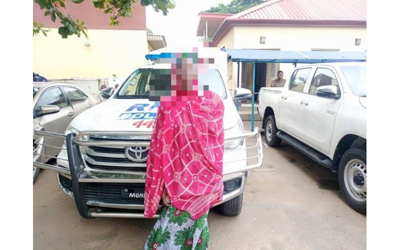 Lagos police rescue woman from jumping into lagoon