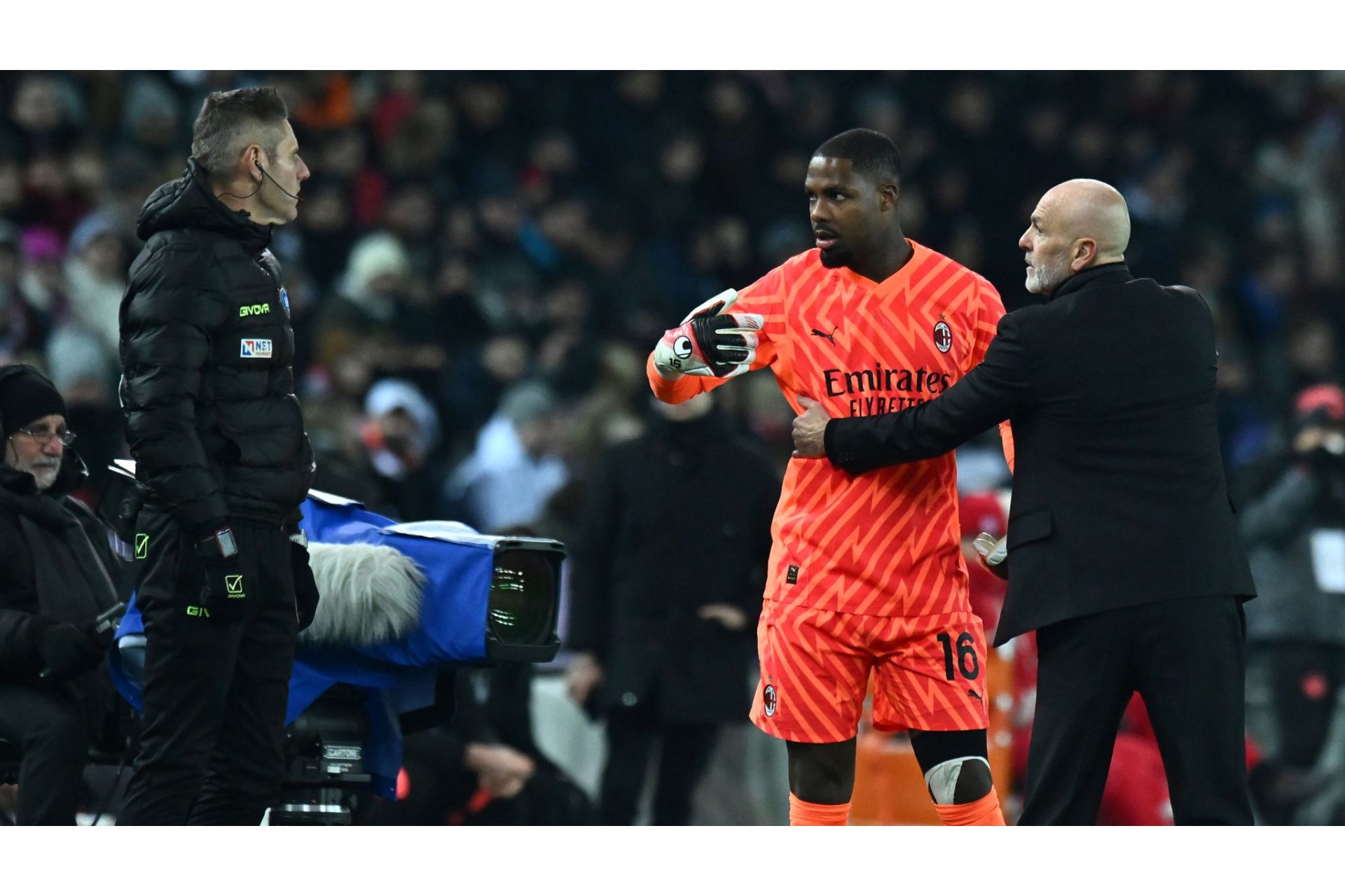 AC Milan leave pitch after goalkeeper Mike Maignan reports racist abuse in away match at Udinese