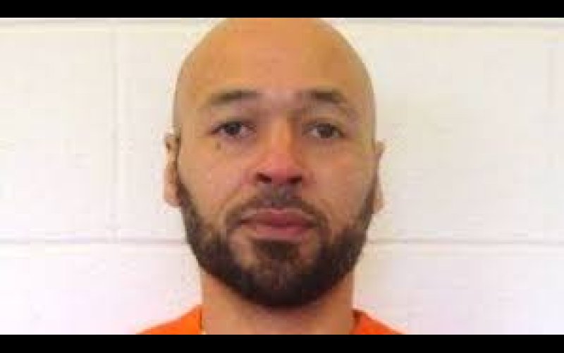 Oklahoma Death Row Inmate Collapses Hours After Governor Spares His Life