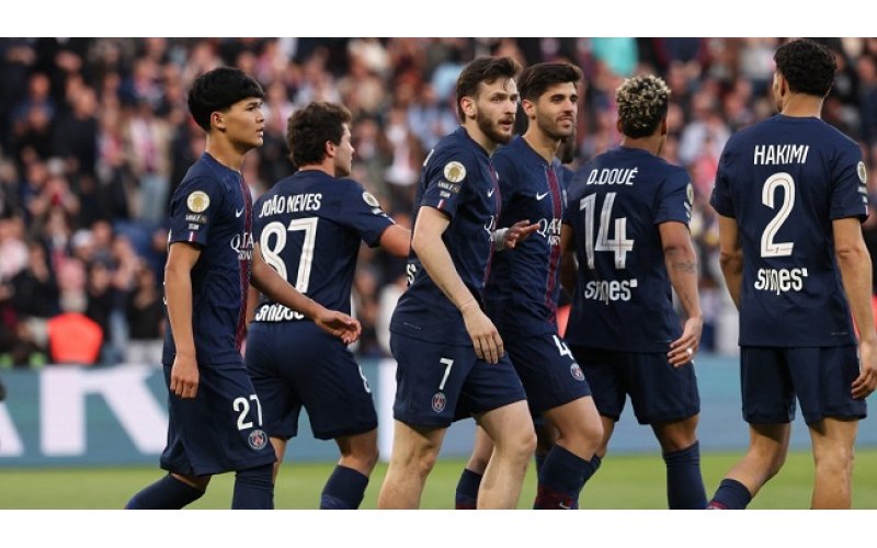 Kvaratskhelia Inspires PSG Victory as Nantes Slide Further Into Relegation Danger