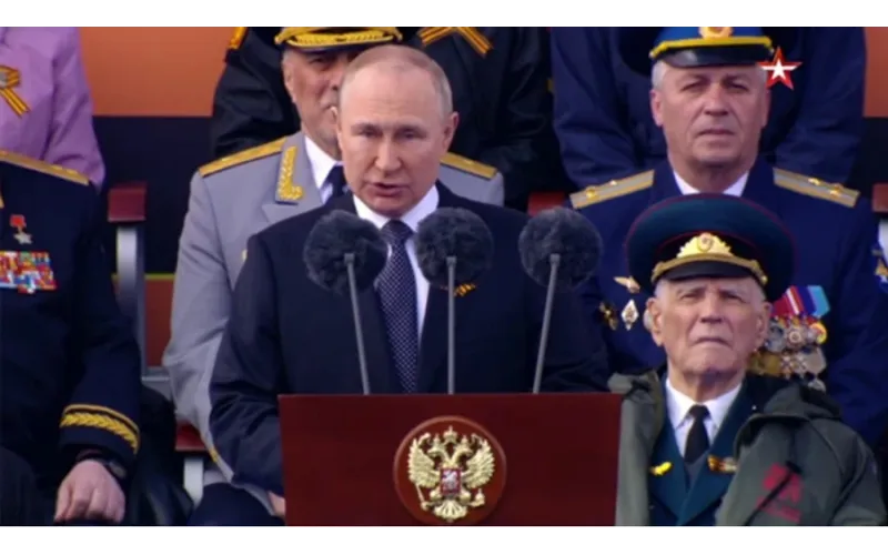 Putin Increases Russia’s Armed Forces to 2.44 Million Personnel