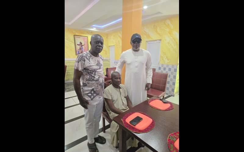 BILLIONAIRE BUSINESS MOGUL PETER OMOH DUNIA HAS MOVED AILING COACH KADIRI IKHANA TO TURKISH HOSPITAL ABUJA FOR FURTHER AND BETTER MEDICAL ATTENTION