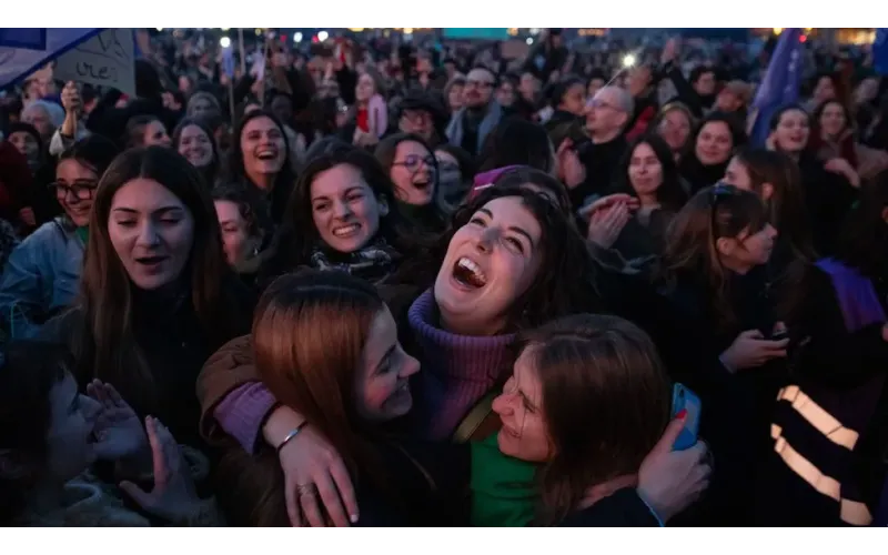 France Becomes First Country To Make 'abortion' A Constitutional Right
