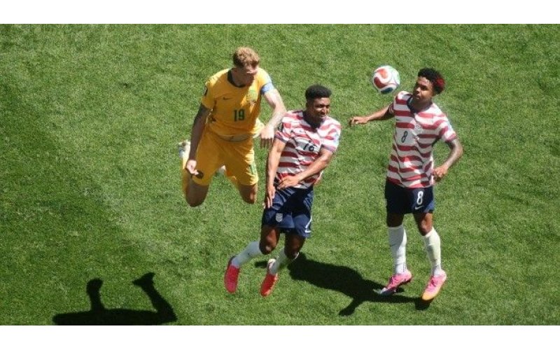 USA Defeat Australia to Reach World Cup Knockout Stage