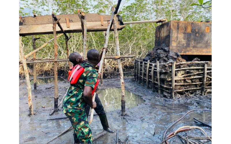 Nigerian Navy deactivates 6 illegal refining sites in Delta