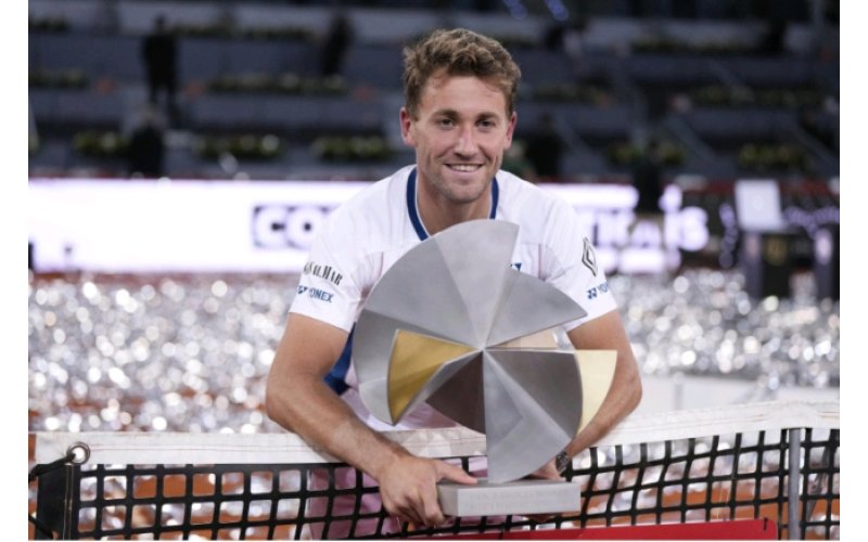 Casper Ruud Clinches Maiden Masters 1000 Title in Madrid Thriller