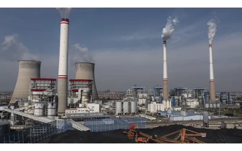 China, the world’s biggest polluter, at risk of missing climate targets, new report finds.