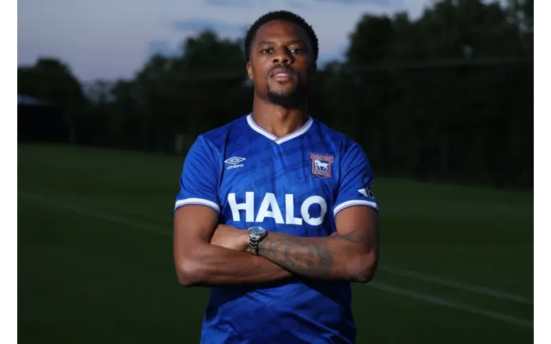 Chuba Akpom Completes Permanent Move to Ipswich Town After Premier League Promotion