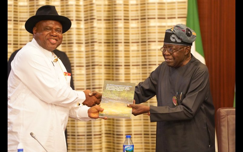 Gov Diri Presents Bayelsa Environmental Report To President Laments Pollution, Non-completion Of East-West Road