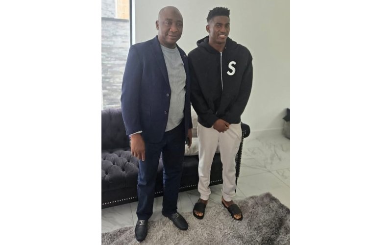 NFF President Ibrahim Gusau Pays Hospitality Visit to Taiwo Awoniyi