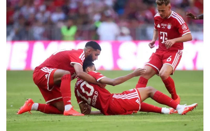 Jamal Musiala Suffers Scare as Heat Leaves Bayern Star Dizzy in Telekom Cup Final