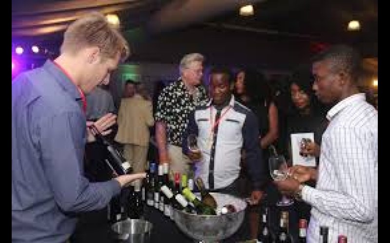 Nelson Mandela Honoured in Lagos with South African Wine Showcase