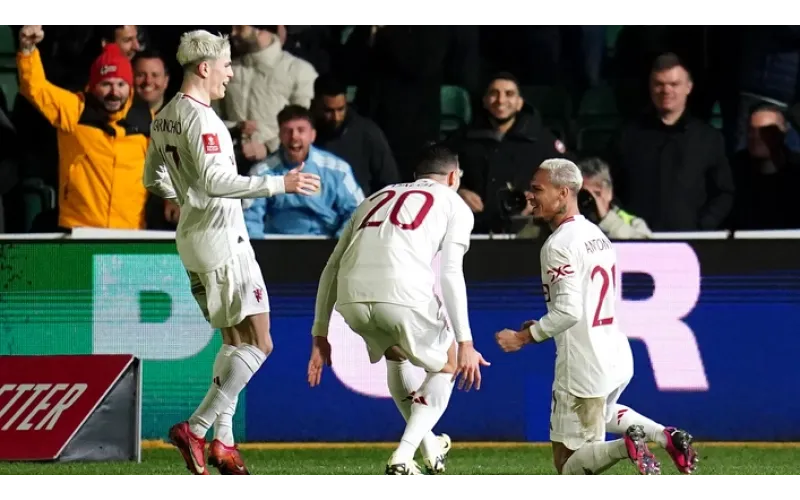 Newport 2-4 Man Utd: Red Devils survive scare to reach fifth round