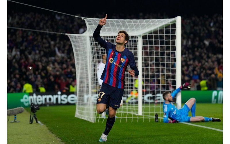 Atletico continue moving for Barca left-back Marcos Alonso
