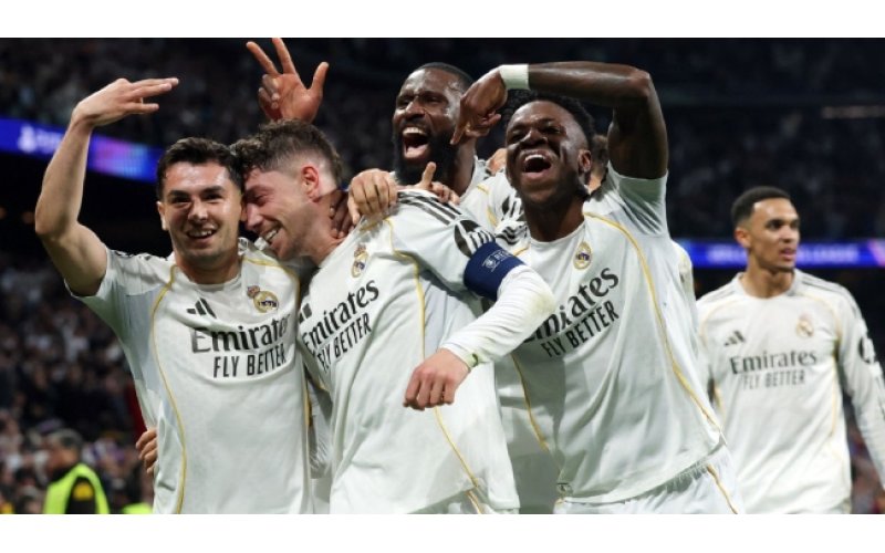 Valverde Hat-Trick Fires Real Madrid to 3-0 Champions League First-Leg Win Over Manchester City