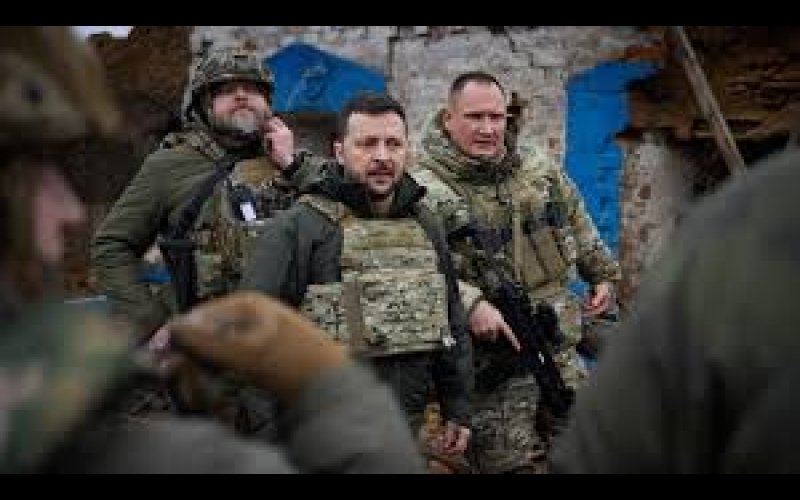   Russian Attack on Zelensky's Residence Leaves 18 Dead, Including Children 