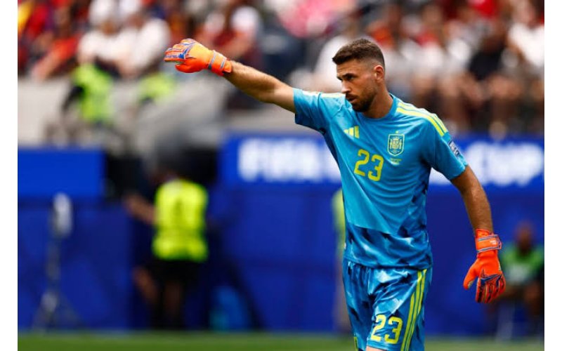 Unai Simón Sets Historic World Cup Record as Spain Cruise Into Round of 16