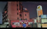 Breaking:   Fire Guts Former JFM Building in Effurun, Firefighters Struggle to Contain Blaze