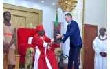 Oba of Benin receives two looted artefacts as US custodian apologises